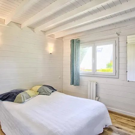 Authentique à Deux Pas De La Plage, Parfait Pour Se Détendre - Fr-1-788-69 Chalé