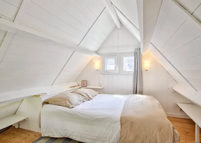 Chalet Authentique à Deux Pas De La Plage, Parfait Pour Se Détendre - Fr-1-788-69 *