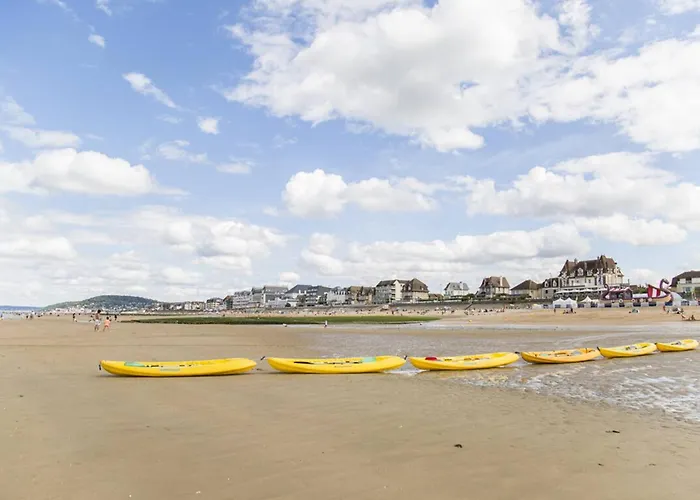 Chalet Authentique à Deux Pas De La Plage, Parfait Pour Se Détendre - Fr-1-788-69 Merville-Franceville-Plage